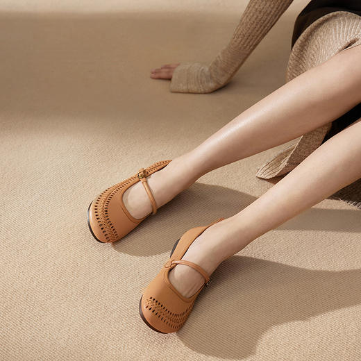 2楼千百度 25年春季新品 玛丽珍鞋 A25186203 商品图2