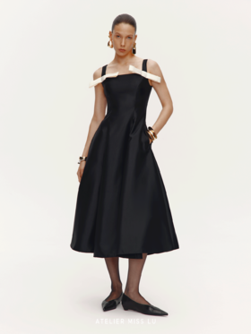 【阿芙罗神幕】撞色蝴蝶结拼接光泽感大摆礼服长裙