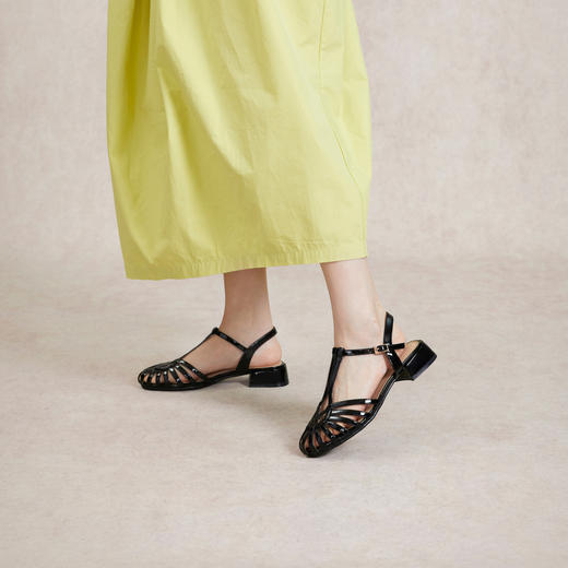 2楼千百度 24年夏季新品 时装凉鞋 A24350163 商品图4