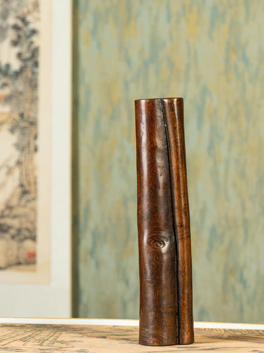 清	桂皮阴刻罗汉诗文书卷式镇纸 商品图2