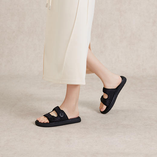 2楼千百度 24年夏季新品 其他拖鞋 A24375180 商品图4