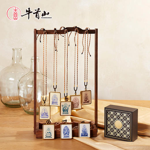 牛首山文创牛守万福·生肖系列苏绣吊坠中国风高级挂件节日礼物 商品图4