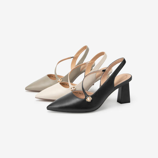 2楼千百度 24年夏季新品 时装凉鞋 A24257796 商品图1