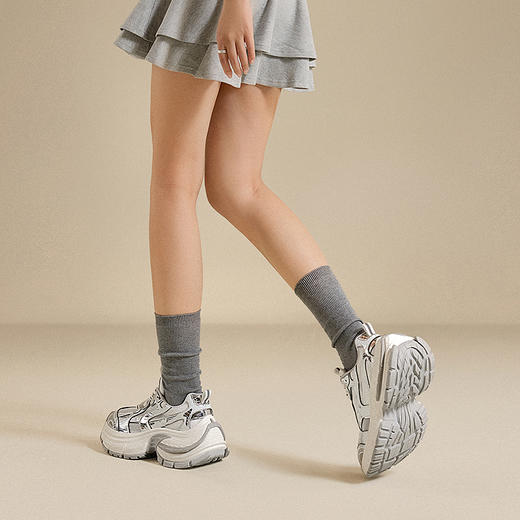 2楼千百度 25年夏季新品 时尚休闲鞋 A25318862 商品图2