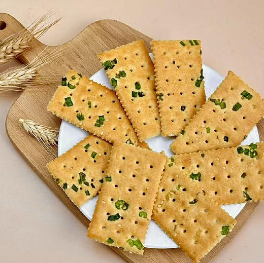香葱薄脆饼干 | 获iSEE全球美味奖 入口酥脆清香 营养代餐 经典老味道 儿时记忆中的味道 便携独立小包装 随时随地轻松享受美味 商品图3