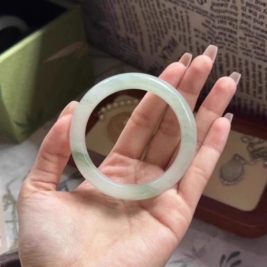 严选 | GIRATI天山翠手镯 赠送同材质吊坠 一物一证 清雅润心 商品图5