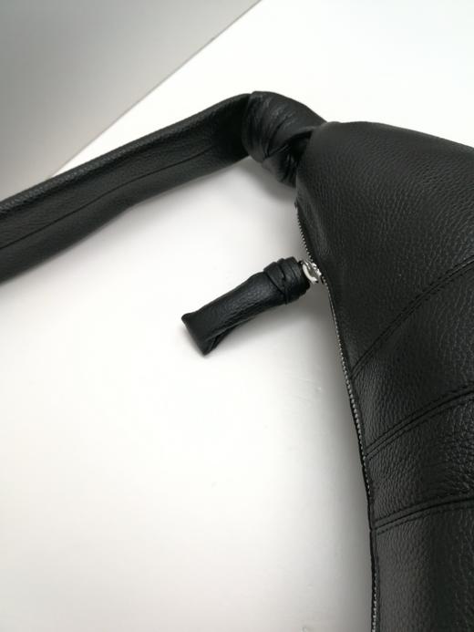 中性款牛皮革牛角包 中号013 商品图2