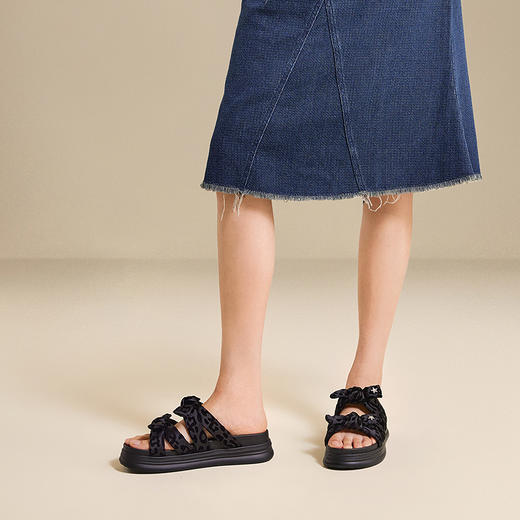 2楼千百度 25年夏季新品 其他拖鞋 A25385533 商品图4