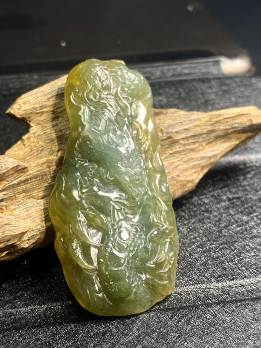 【FC0023】翡翠冰种黄翡龙挂件 冰润细腻 雕工精美 霸气十足 商品图2
