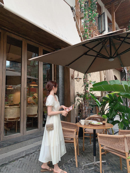 金蘑菇菇【白色海岸】长短款~轻盈荷叶领法式连衣裙 商品图5