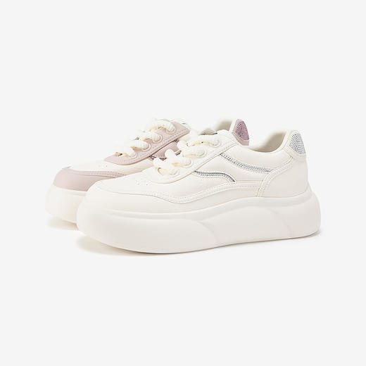 2楼千百度 24年秋季新品 休闲板鞋 A24422620 商品图1