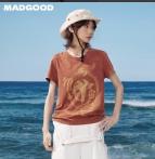 马得工地/MDGDDX252366/图腾元素炒雪花正肩短袖 商品图0