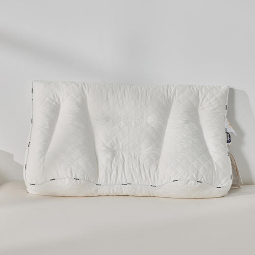 多喜爱 天然乳胶颗粒枕F3 【60S全棉缎纹面料】【蜂窝透气结构】【五大分区定型】天然抑菌 乳胶颗粒填充 久睡不塌陷 商品图3