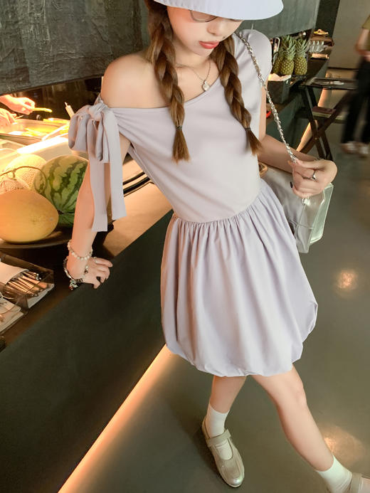 <曾小咸推荐>现货秒杀！卖完不补 ！微信打折价！斜肩系带连衣裙 日常159.99/件 立减70 秒杀89.99/件！！ 商品图6