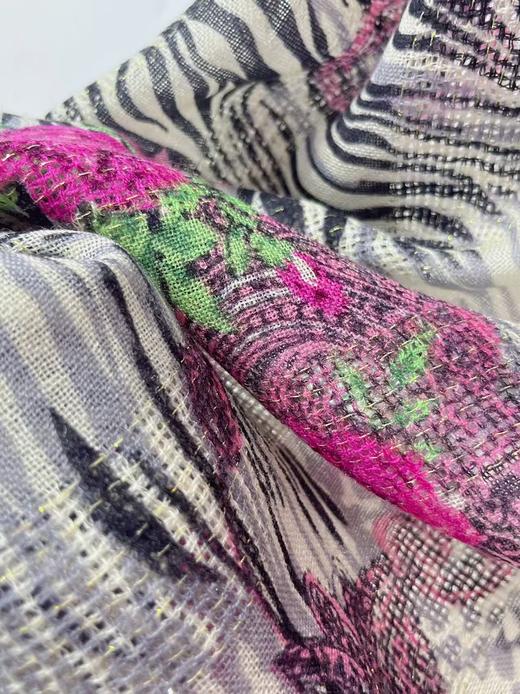 ｛特卖｝100%羊毛围巾花型十九斑马纹花卉～喜出 商品图2