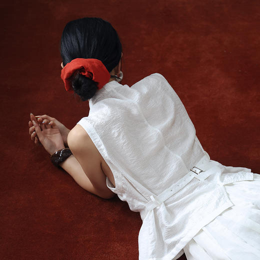 绽放393朵/【黑白灰系列·老钱马甲】复古老钱风提花拼接无袖马甲 商品图3