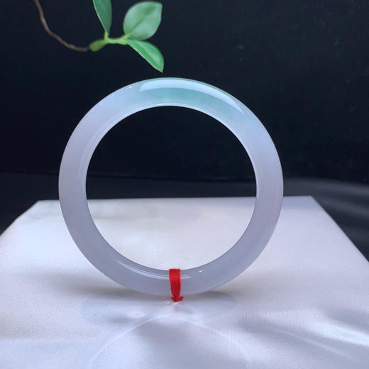 620609，58.6冰飘花细圆条，冰冰的 ，清新干净有特色，一抹带晴底色 商品图0