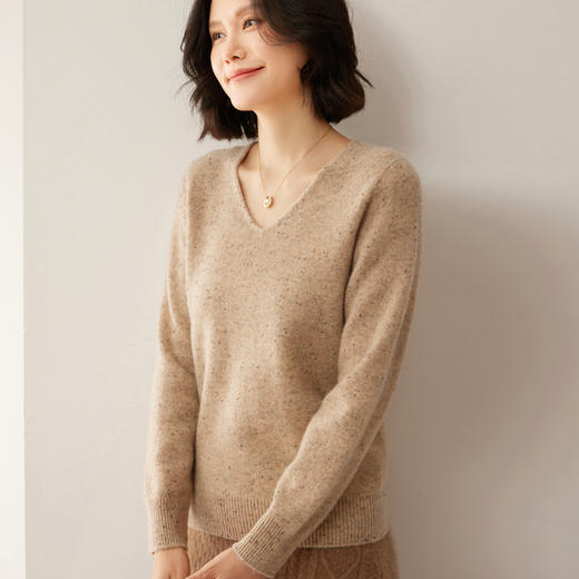 Avann阿曼衣点子纱V领羊毛衫ZM089 商品图2