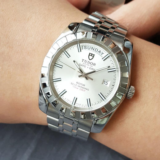 【95新】TUDOR 帝舵星期日历型系列23010-0014自动机械机芯41MM（男款）日期、星期显示110725NJS07 商品图7