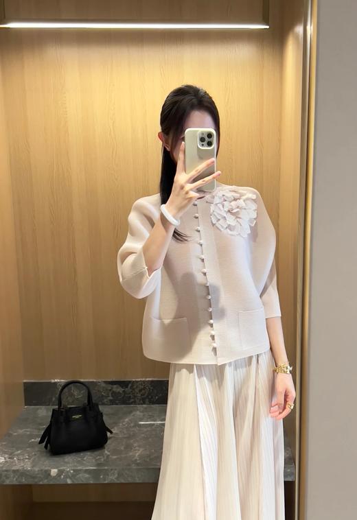 设计师新款花朵春夏秋三季气质优雅遮肉开衫防晒上衣 商品图7