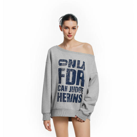 【限时7折】FDR官方店 大标识斑驳斜肩卫衣女秋季美式蓄热保暖一字肩长袖上衣 商品图0