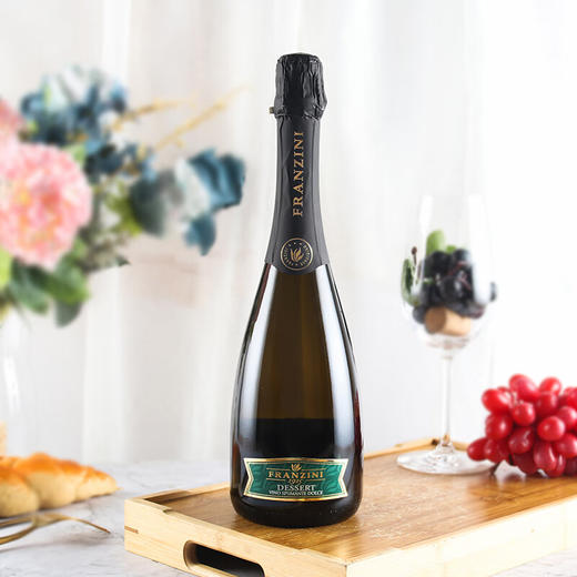 【世界遗产名录  酒庄5获奖项】弗拉尼甜白起泡葡萄酒 活力沁爽的开胃神器  9.5%vol 商品图0