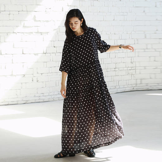 绽放女装443朵/【黑白灰系列】高支亚麻豌豆花印花气质旅行连衣裙 商品图0