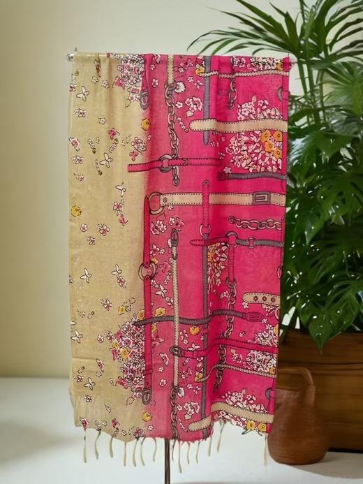 ｛特卖｝100%羊毛围巾花型十六卡拼玫红～喜出 商品图0