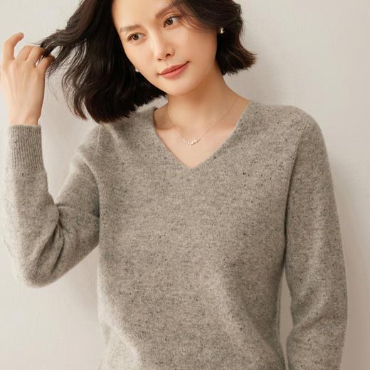 Avann阿曼衣点子纱V领羊毛衫ZM089 商品图7