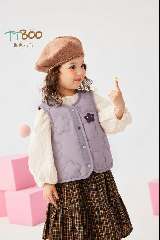 兔兔小布星星绗线立体星星羽绒马甲 商品图9