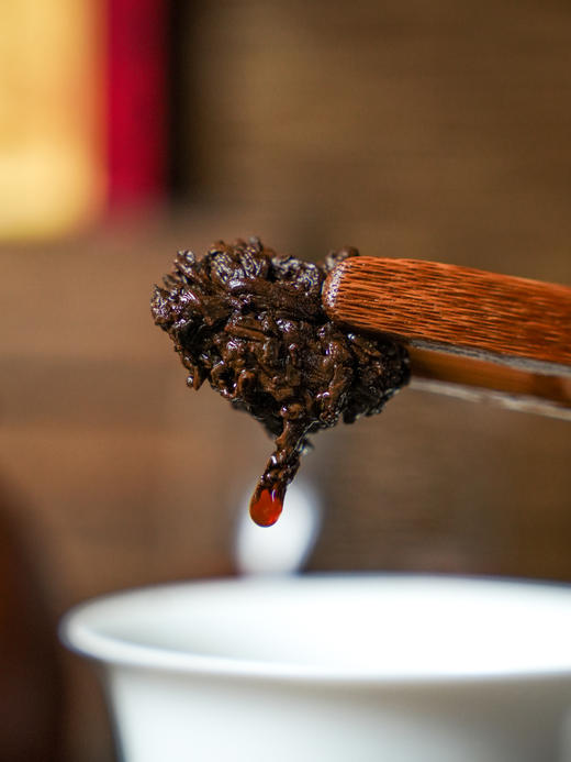 高货私房茶分享【十五年陈曼松老茶头】分享 200g/罐；飞天级别，香糯醇滑，市面稀少，先抢先得【限购5罐】 商品图3