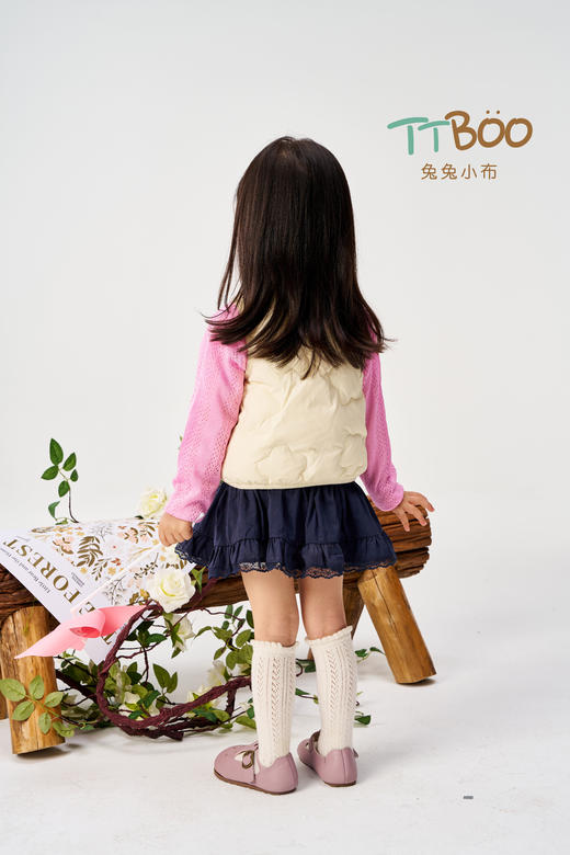 兔兔小布星星绗线立体星星羽绒马甲 商品图3