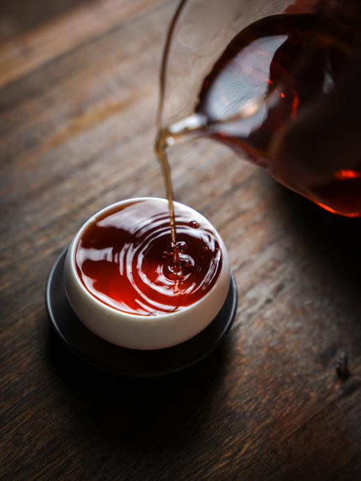 高货私房茶分享【十五年陈曼松老茶头】分享 200g/罐；飞天级别，香糯醇滑，市面稀少，先抢先得【限购5罐】 商品图4