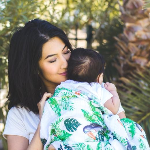 *【独家清仓】Bébé au Lait进口高品质纱棉包巾/拍嗝巾+Boba收纳袋（新生儿礼盒） 商品图1