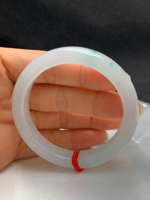 620619，53.7圈口，糯化飘花正圈平安镯，白底飘蓝花，整体清爽 商品图5