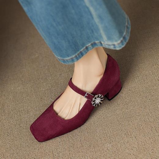 【预售5天】方头玛丽珍鞋女通勤百搭粗跟酒红色一字带中跟单鞋不累脚高跟鞋女AJ&AJ9997 商品图3
