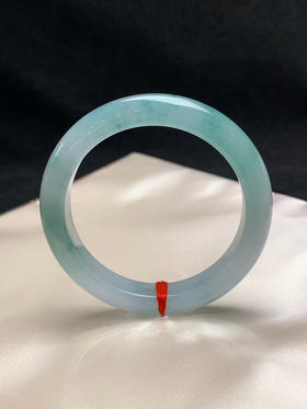 620617，51.8圈口，冰飘花正圈平安镯，小圈口窄条形，种水好，冰胶有光感