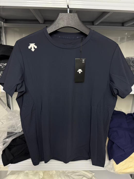 原单正品迪桑特DESCENTE 综训系列速干运动T恤，深藏青 M-3XL 商品图0