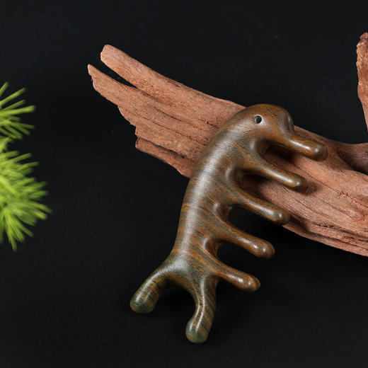 【买梳子送布袋🎁】一把檀木梳=按摩+点穴+头疗！多功能神器，护发还养生💆‍♀️布袋颜色随机，快抢！ 商品图2