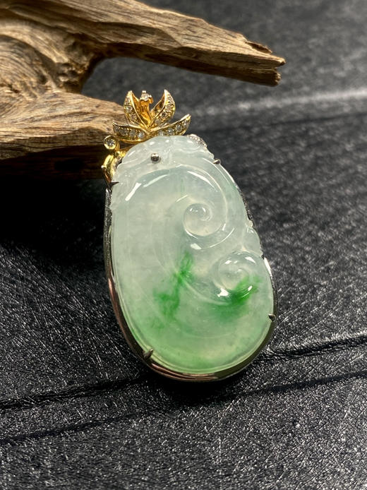 【FC0071】18K金镶嵌翡翠冰飘绿如意吊坠 冰润通透 飘花灵动 吉祥如意 商品图1