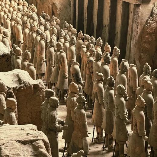 边玩边养老丨漫游西安，爬古城墙摸老砖，逛大唐不夜城看花灯，在钟鼓楼感受千年历史！ 商品图4