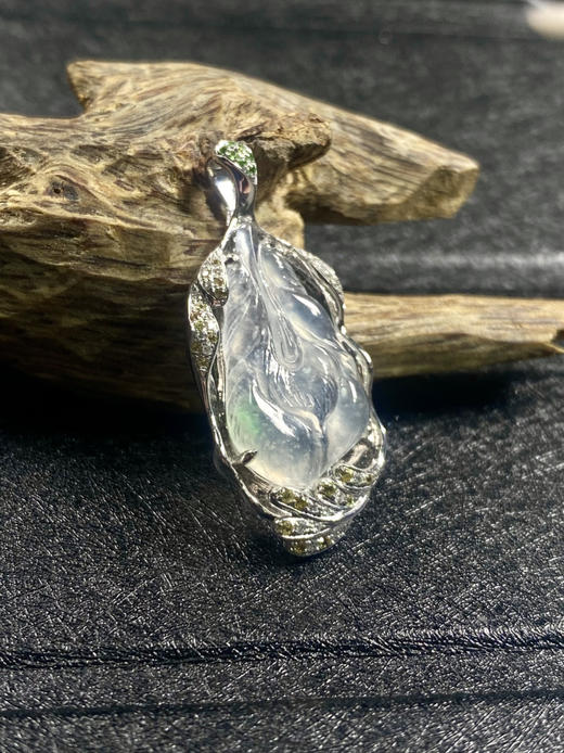 【FC0065】18K金镶嵌翡翠飘绿凤羽吊坠 冰润起胶 飘花灵动 重金镶嵌 商品图0