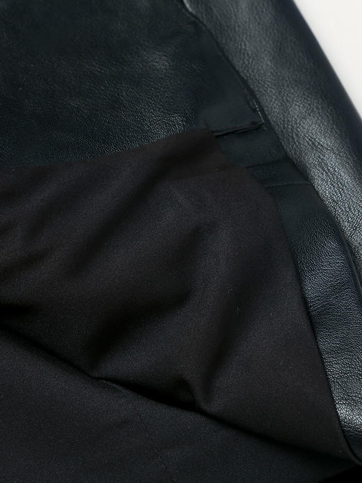 酷飒担当！V 领黑色 pu 皮西装外套 大口袋设计 宽松廓形皮衣 商品图4