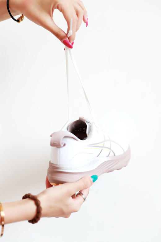 主打金粉色，更轻更具弹力！！轻量马拉松户外透气跑步鞋C072858 商品图12