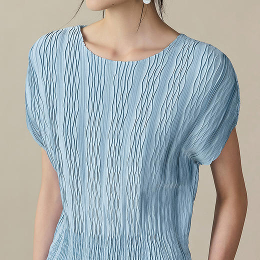 【林栖设计小店】肌理感T恤多色优雅百搭修身显瘦2025夏季新款短袖上衣女F1952544 商品图4