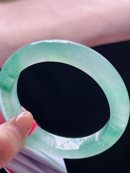 57正圈翡翠手镯 商品图3