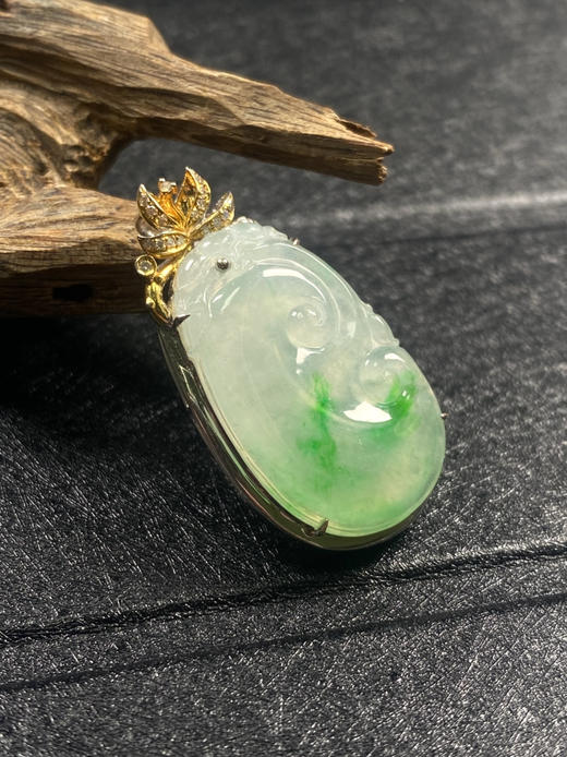 【FC0071】18K金镶嵌翡翠冰飘绿如意吊坠 冰润通透 飘花灵动 吉祥如意 商品图0