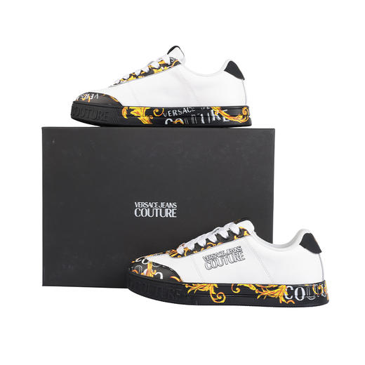 【超惠秒】VERSACE 范思哲 男士百搭休闲鞋运动鞋 系带个性字母印花图案 11393 商品图1