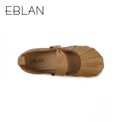 2楼伊伴2025年秋季舒软羊皮鞋面褶皱鞋头舒适低跟单鞋B25420905 商品图2