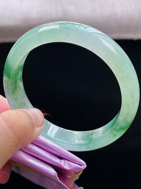 58正圈翡翠手镯